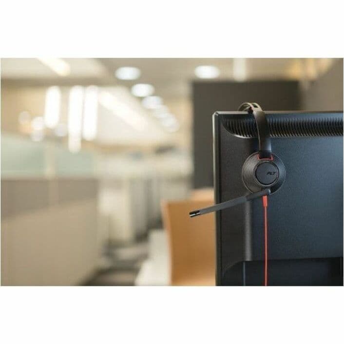 Poly Blackwire 5220 wired headset with 3.5 mm connection for business calling