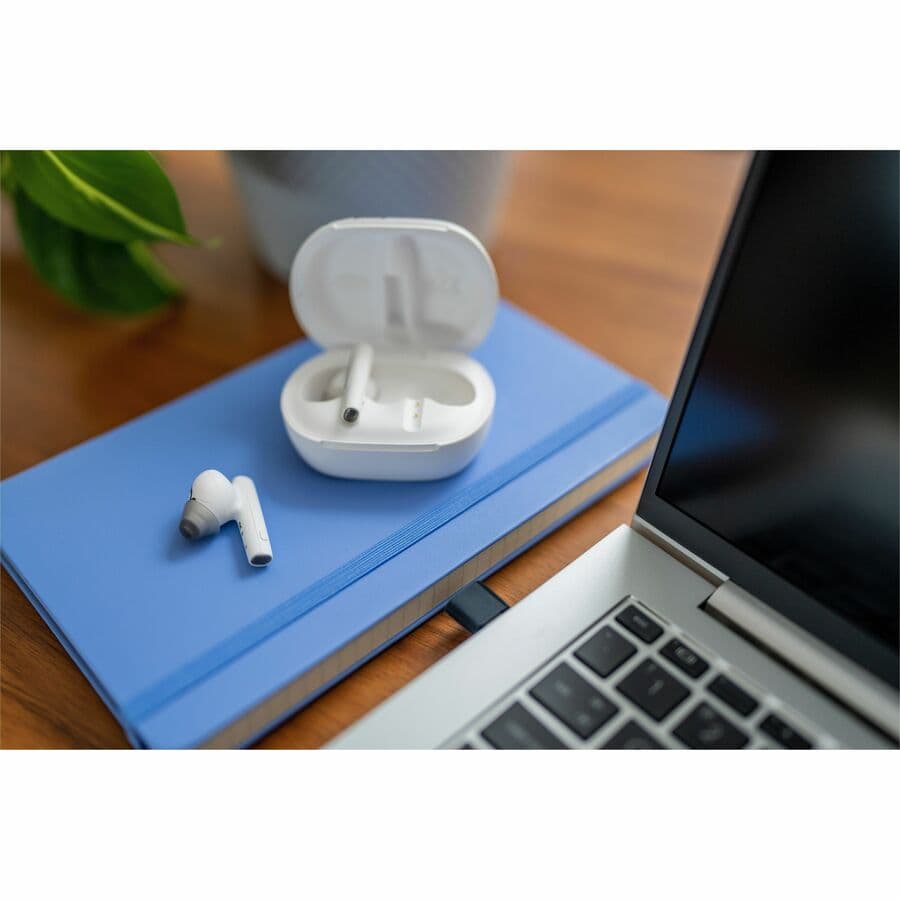 Poly Voyager Free 60/60+ white wireless earbuds two-piece set